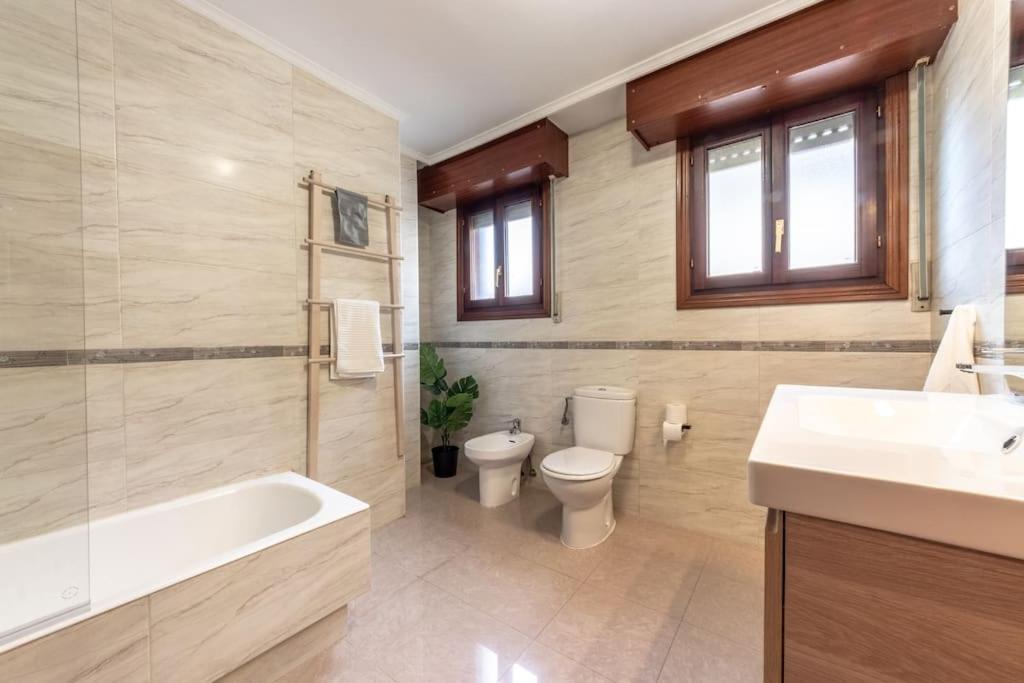 Apartament Acogedor Piso En Santurtzi .Parking Privado Zewnętrze zdjęcie